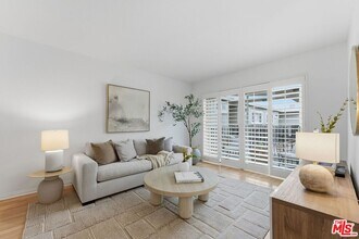 2308 Schader Dr in Santa Monica, CA - Building Photo - Building Photo