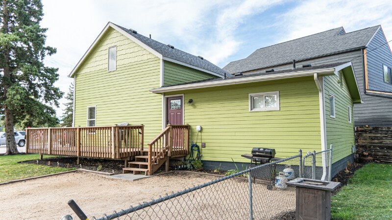 254 E Main St in Hill City, SD - Foto de edificio