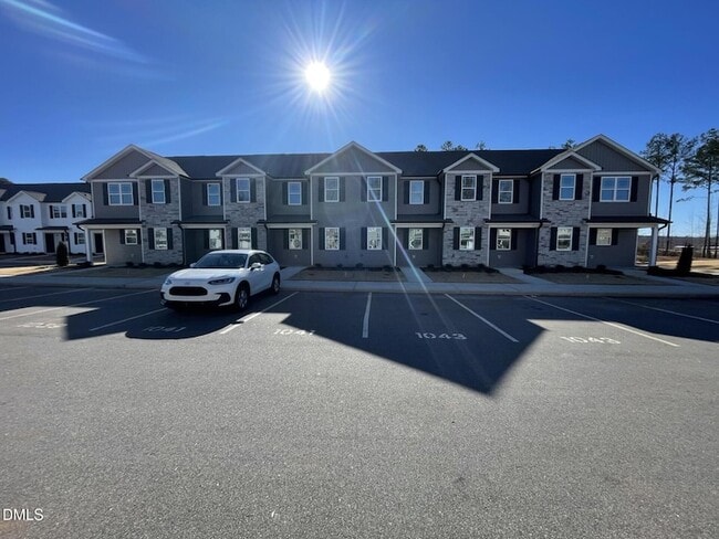 1041 Peony Ln in Youngsville, NC - Building Photo - Building Photo