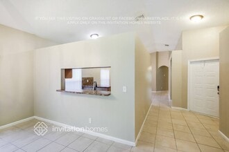 10890 NW 46th Dr in Coral Springs, FL - Foto de edificio - Building Photo