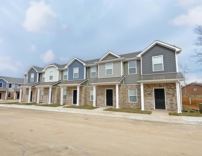 property at 1115 Hillwood Dr