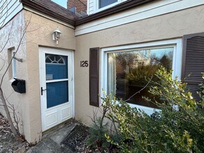 125-131-131 Chase Rd in Columbus, OH - Building Photo - Building Photo