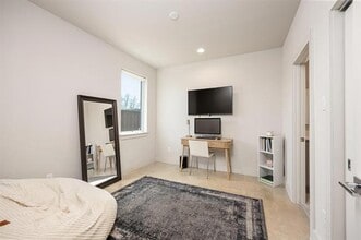 1771 Mccoy St in Dallas, TX - Building Photo - Building Photo