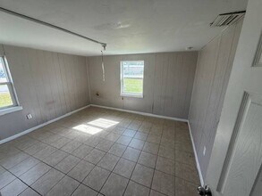 1435 W King St in Cocoa, FL - Building Photo - Building Photo
