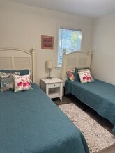 221 NE 55th St in Oak Island, NC - Building Photo - Building Photo