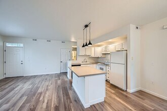 640 Gooseberry Dr in Longmont, CO - Building Photo - Building Photo