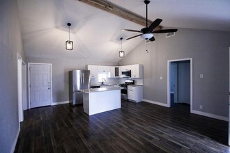 2733 Livingston Ave in Fort Worth, TX - Building Photo - Building Photo
