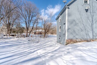 38 Mill St in Pepperell, MA - Building Photo - Building Photo