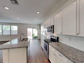 9270 Baylee Bay Ct in Las Vegas, NV - Building Photo - Building Photo