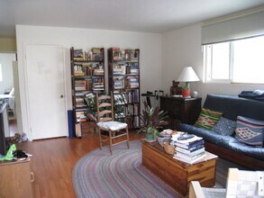 1110 Stannage Ave, Unit stannage in Albany, CA - Foto de edificio - Building Photo