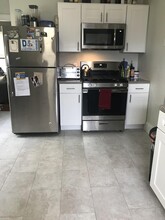 101 Heath St, Unit #2 in Somerville, MA - Building Photo - Building Photo
