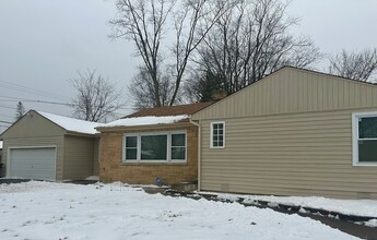 2901 Lexington Dr, Unit 00-E01 in Hazel Crest, IL - Building Photo - Building Photo