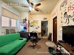834 S Miller St in Chicago, IL - Building Photo - Building Photo