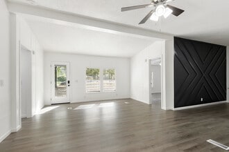 36375 Longleaf Dr in Independence, LA - Building Photo - Building Photo