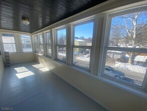 133 Willowdale Ave in Montclair, NJ - Building Photo - Building Photo