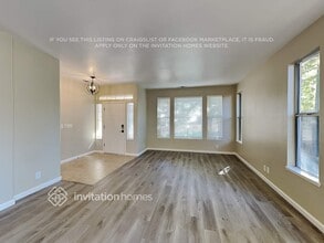 869 Lariat Loop in Galt, CA - Building Photo - Building Photo