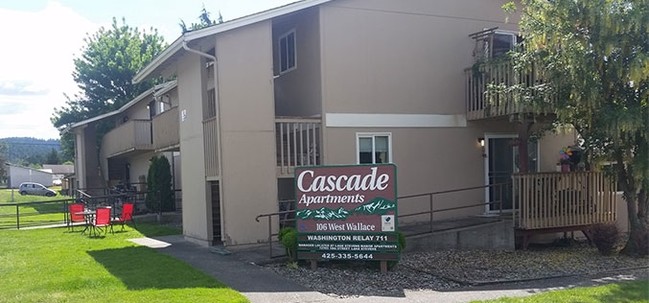 Cascade Apartments in Granite Falls, WA - Building Photo - Primary Photo