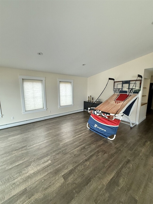 property at 304 NW River Rd