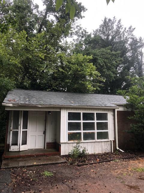 property at 325 S Link Ave