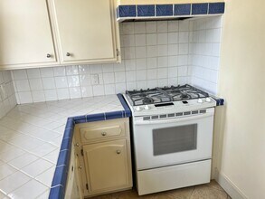 118 W Pedregosa St in Santa Barbara, CA - Building Photo - Building Photo