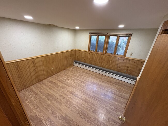 170 Woodland Ave, Unit 1 in Central Islip, NY - Building Photo - Building Photo