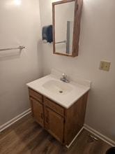 1384 Pondview Ave in Akron, OH - Building Photo - Building Photo