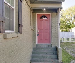 422 E Worth St in Grapevine, TX - Building Photo - Building Photo