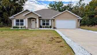 8802 SW 135th Pl in Ocala, FL - Building Photo