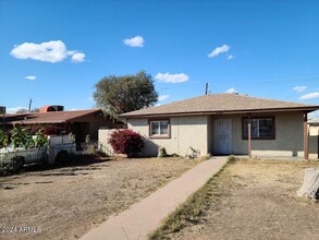 2406 W Jefferson St in Phoenix, AZ - Building Photo - Building Photo