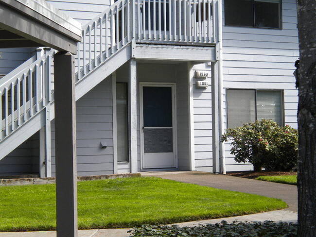 property at 1961 Lake Isle Dr