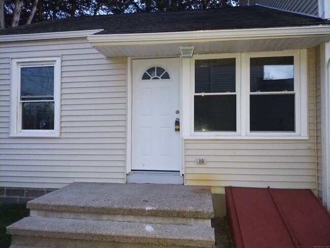 property at 48 Dupont Pl