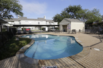 Waterford on the Meadow in Plano, TX - Foto de edificio - Building Photo