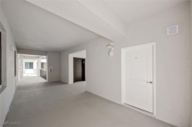 property at 18461 Copperhead Ct N Ct