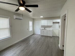 10005 N Arden Ave in Tampa, FL - Building Photo - Building Photo