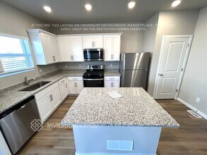 7303 Dolores Ave in Frederick, CO - Foto de edificio - Building Photo