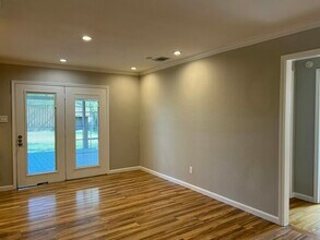 10622 Hermosa Dr in Dallas, TX - Building Photo - Building Photo