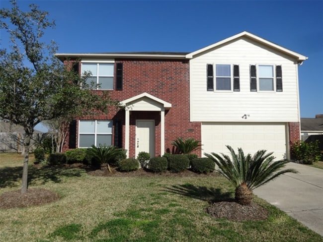 property at 9116 Dolphin Cir