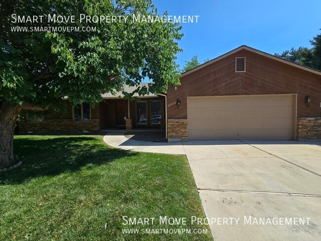 property at 3312 S Norfolk Way