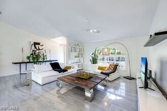 27196 Belle Rio Dr in Bonita Springs, FL - Foto de edificio - Building Photo
