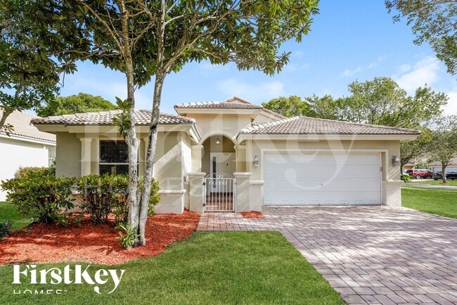 2851 SW 193rd Terrace