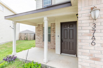 3746 Crimson Star in San Antonio, TX - Building Photo - Building Photo