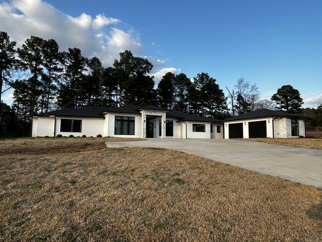 property at 286 Boston Rd