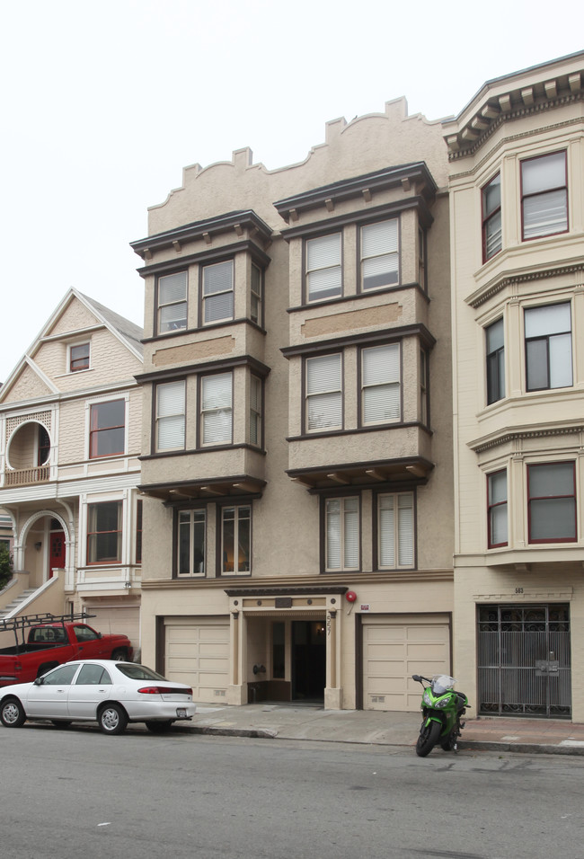 557 Capp St in San Francisco, CA - Building Photo - Building Photo