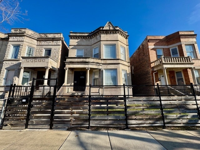 property at 6511 S Peoria St