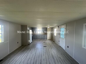 30 Exeter Rd in Corinth, ME - Building Photo - Building Photo