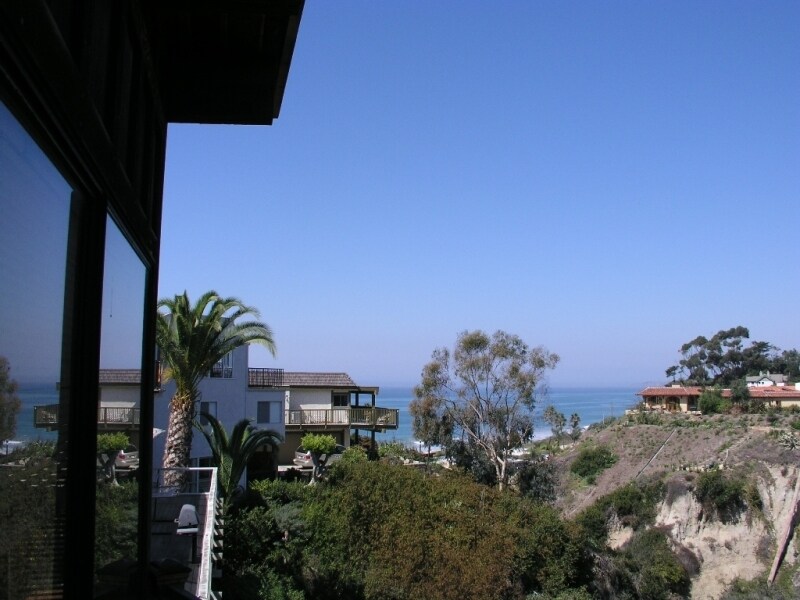 252-254 Avenida Montalvo in San Clemente, CA - Building Photo