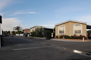 Emerald Isle Mobile Home Park Apartments