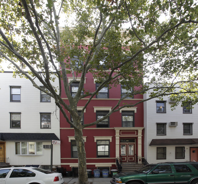 156 Ainslie St in Brooklyn, NY - Building Photo - Building Photo