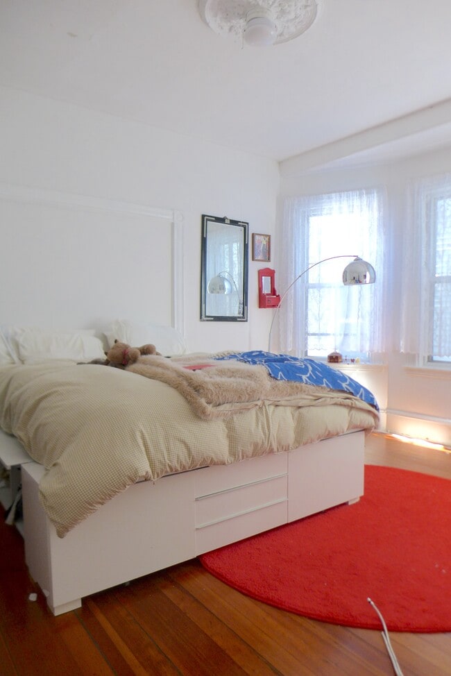 61 Hillside St in Boston, MA - Foto de edificio - Building Photo