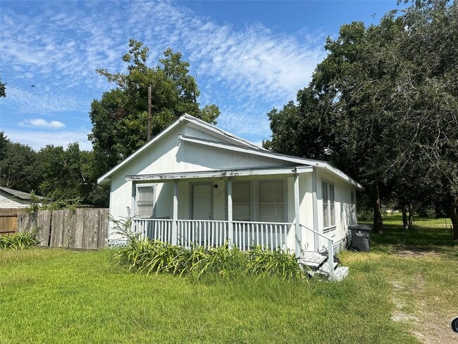 property at 2600 Stadium Dr